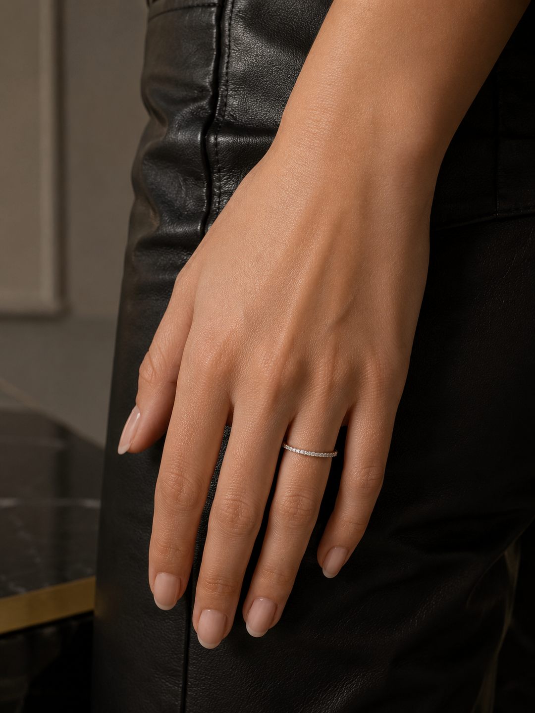Signature - Single Row - White Gold Edition