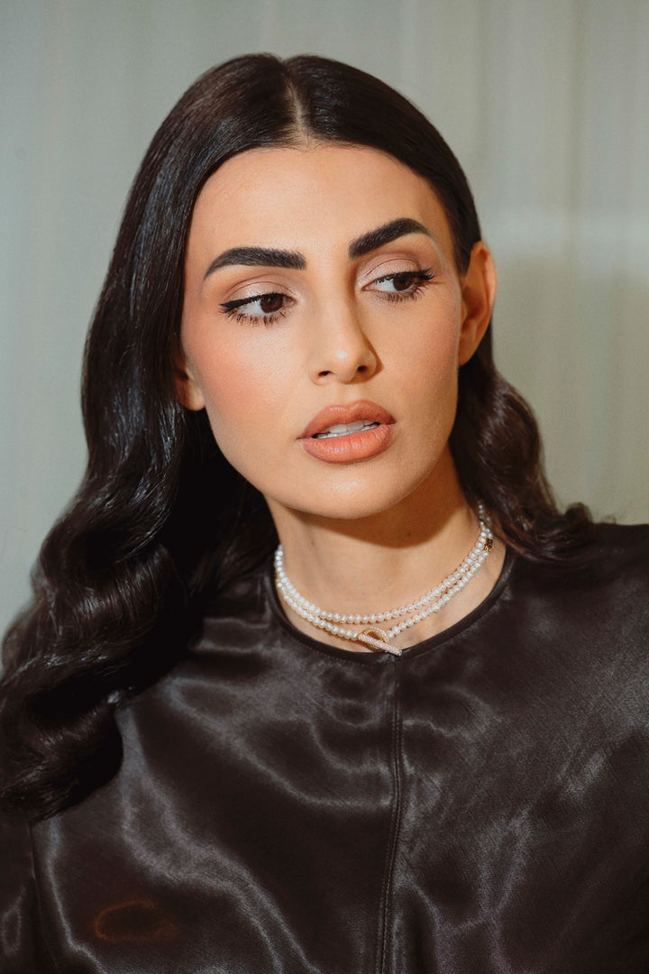 Opus Amoris The Necklace-Mother of Pearl Edition