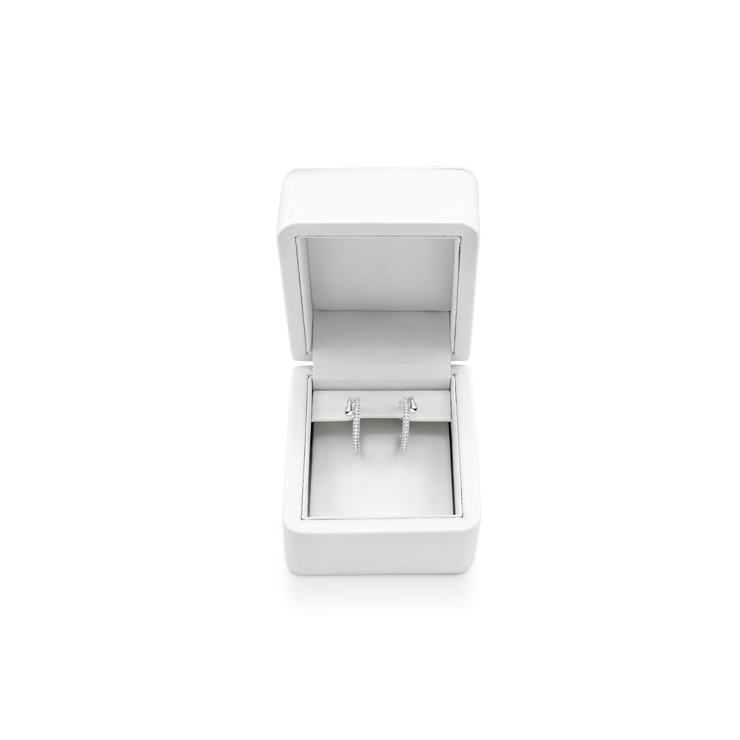 Resilience The Hoops White Gold Edition