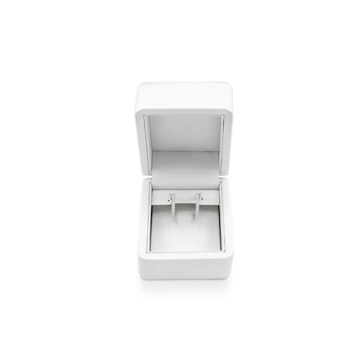 Resilience The Hoops White Gold Edition
